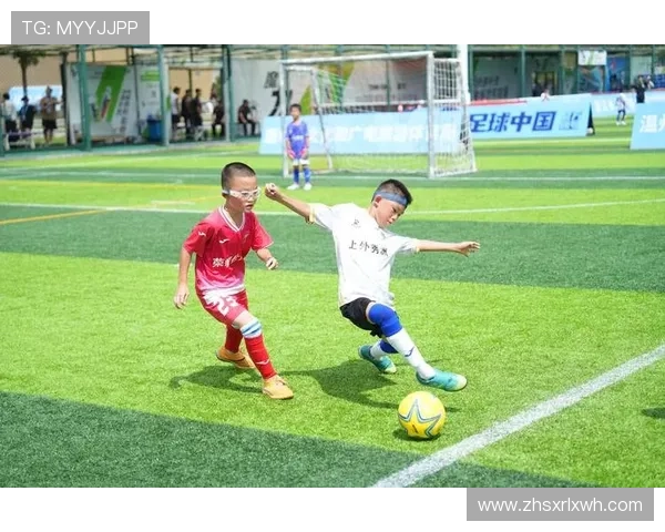 足球明星小虎队携手共创辉煌未来引领青少年热爱足球运动 足球明星小虎队携手共创辉煌未来引领青少年热爱足球运动