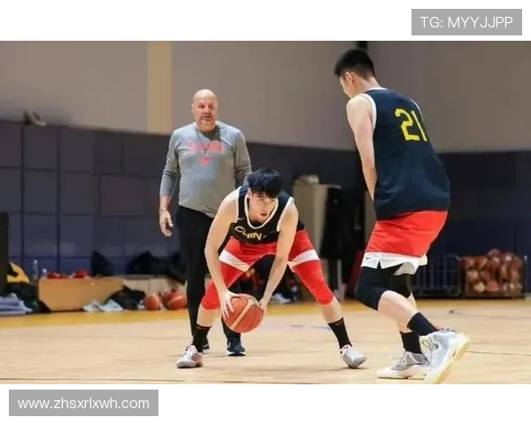 赛后分析:北京篮球队与南京篮球队的技术对抗与战术解析 赛后分析:北京篮球队与南京篮球队的技术对抗与战术解析