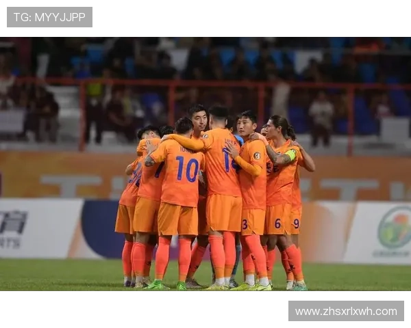 南京足球队在全国锦标赛积分榜上以97分稳居第一名展现强劲实力